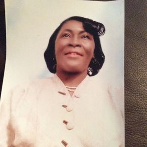 Meet your Posher, Mzdee